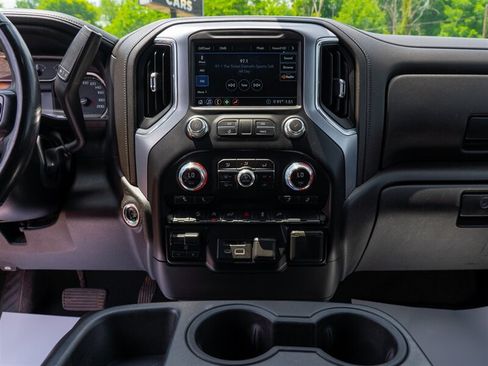 Used 2020 GMC Sierra 1500 SLE w/ X31 Off-Road Package AWD/4WD image 33