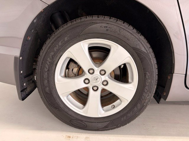 Used 2017 Toyota Sienna L FWD image 7