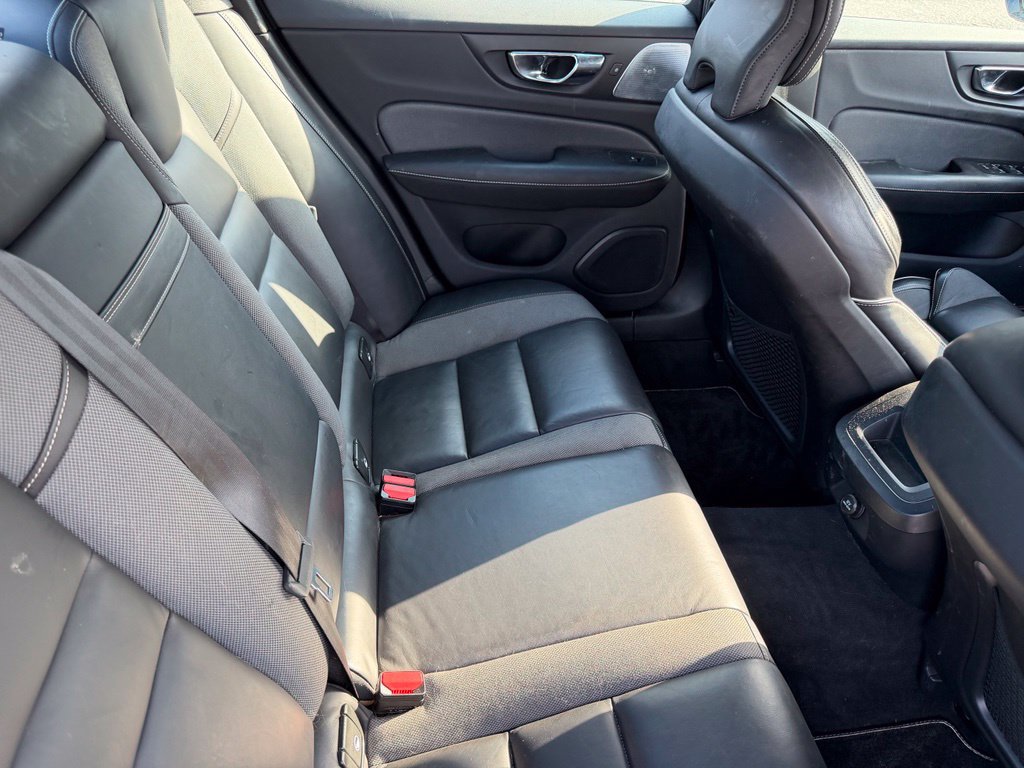 Used 2019 Volvo S60 T6 R-Design AWD/4WD image 17
