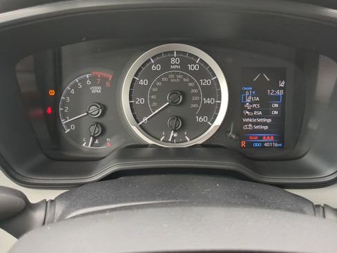 Used 2022 Toyota Corolla LE image 31