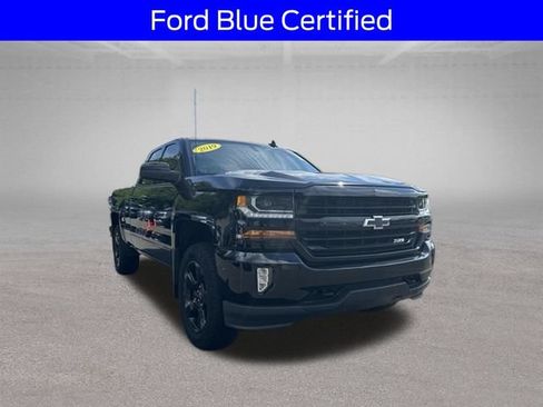Used 2019 Chevrolet Silverado 1500 LT w/ All Star Edition AWD/4WD image 2