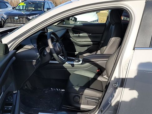 New 2025 MAZDA CX-30 AWD 2.5 S w/ Select Sport Pkg image 16