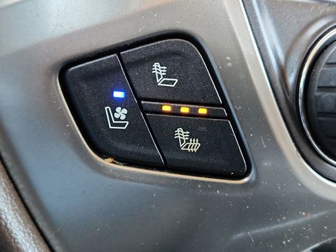 Used 2018 Chevrolet Silverado 1500 LTZ Z71 w/ LTZ Plus Package AWD/4WD image 13