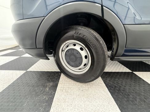 Used 2015 Ford Transit 150 XL image 9