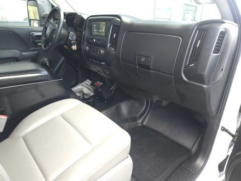 Used 2016 Chevrolet Silverado 3500 W/T RWD image 17