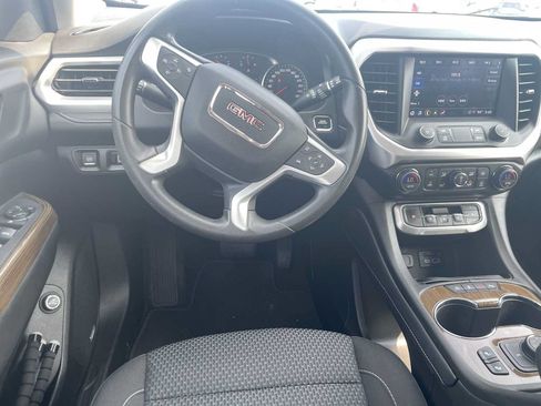Used 2023 GMC Acadia SLE w/ Infotainment Package AWD/4WD image 11