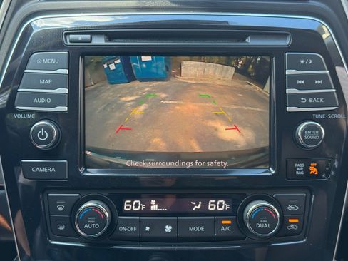 Used 2021 Nissan Maxima 3.5 SV w/ Floor Mat Group FWD image 24