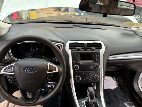 Used 2015 Ford Fusion S image 15