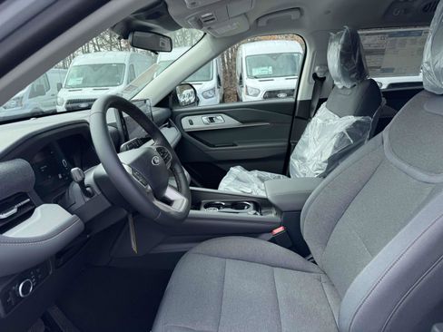 New 2026 Ford Explorer Active AWD/4WD image 14