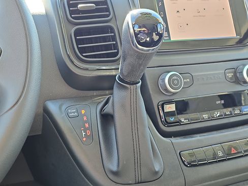 Used 2025 RAM ProMaster 2500 image 22