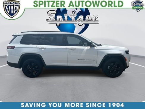 Used 2023 Jeep Grand Cherokee L Laredo AWD/4WD image 10
