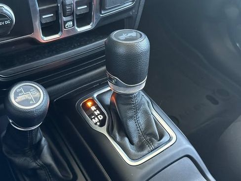 Used 2023 Jeep Wrangler Unlimited w/ 8.4" Radio Group AWD/4WD image 21