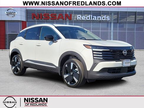 New 2026 Nissan Kicks SR image 1