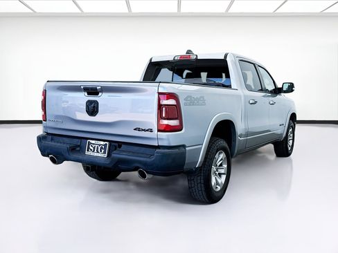 Used 2021 RAM 1500 Laramie w/ Off Road Group AWD/4WD image 4