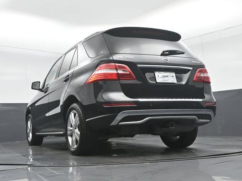 Used 2015 Mercedes-Benz ML 250 BlueTEC 4MATIC image 53
