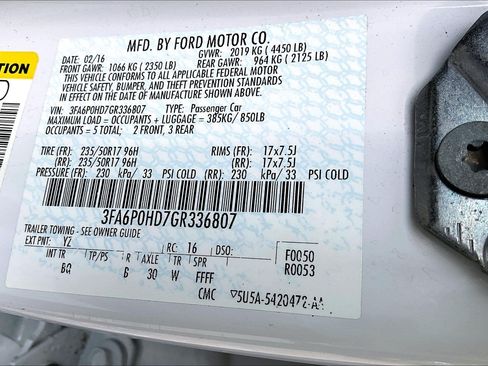 Used 2016 Ford Fusion SE w/ Equipment Group 202A FWD image 32