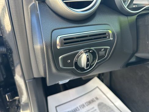 Used 2015 Mercedes-Benz C 300 Sedan image 11