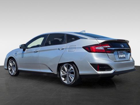 Used 2019 Honda Clarity Plug-In Hybrid image 6