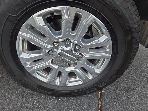 Used 2022 GMC Sierra 3500 Denali w/ Denali Ultimate Package image 40