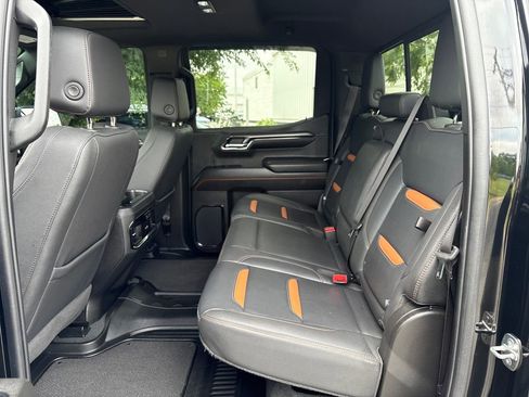 Certified 2024 GMC Sierra 1500 AT4 w/ AT4 Premium Package AWD/4WD image 42