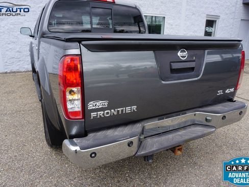 Used 2019 Nissan Frontier SL AWD/4WD image 9