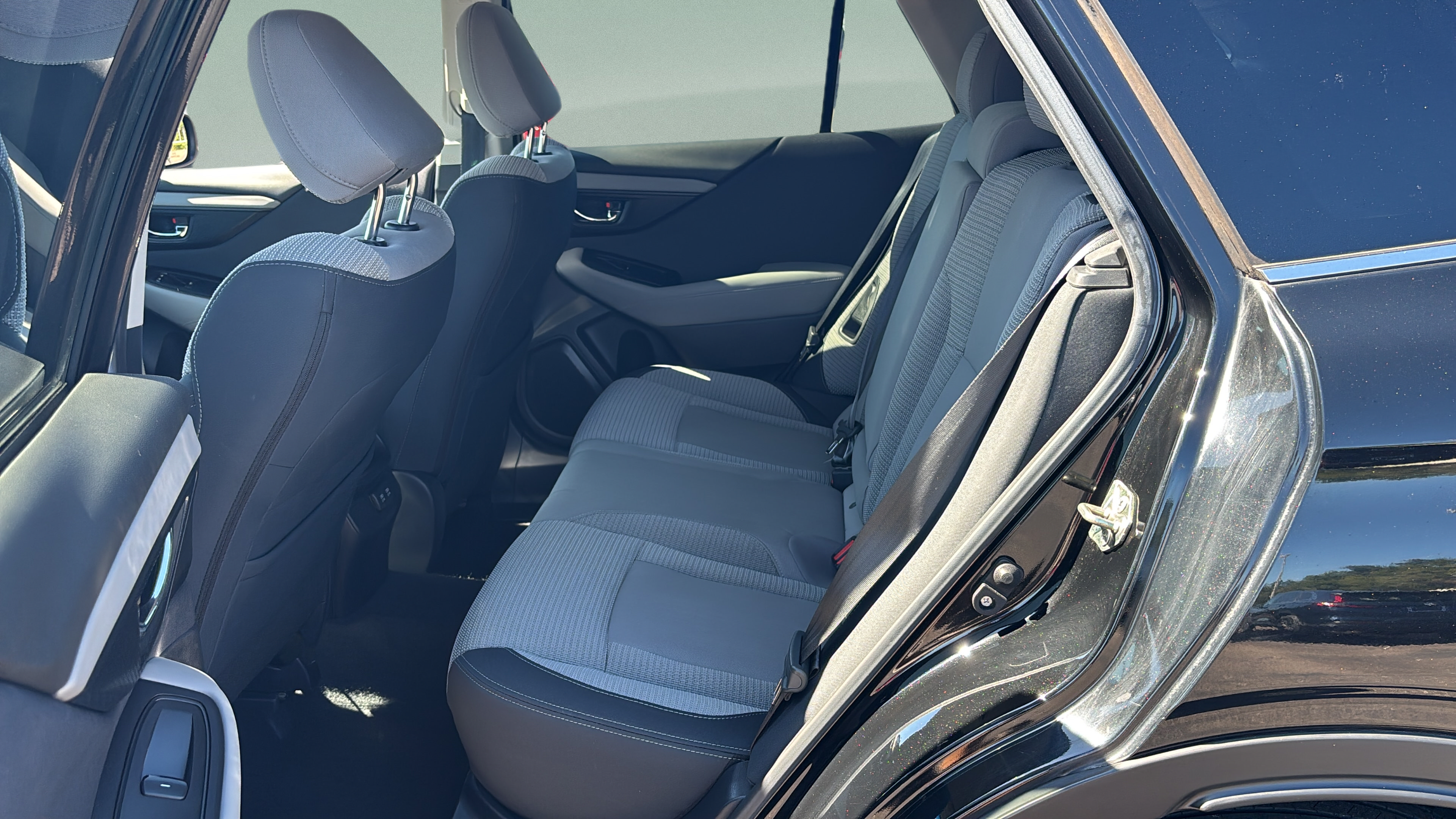 Used 2020 Subaru Outback Premium AWD/4WD image 18