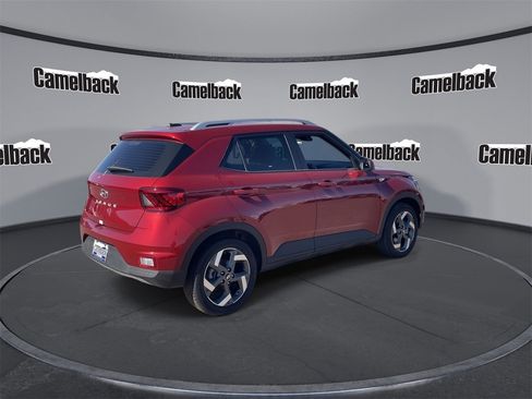 New 2025 Hyundai Venue Limited image 7