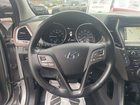 Used 2018 Hyundai Santa Fe Limited AWD/4WD image 19