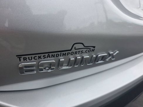 Used 2022 Chevrolet Equinox LT w/ Driver Convenience Package FWD image 5