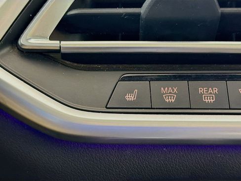 Used 2023 BMW X5 xDrive40i AWD/4WD image 23