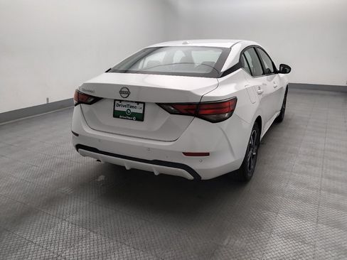 Used 2025 Nissan Sentra SV FWD image 7