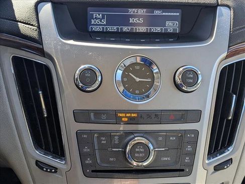 Used 2010 Cadillac CTS Luxury image 17