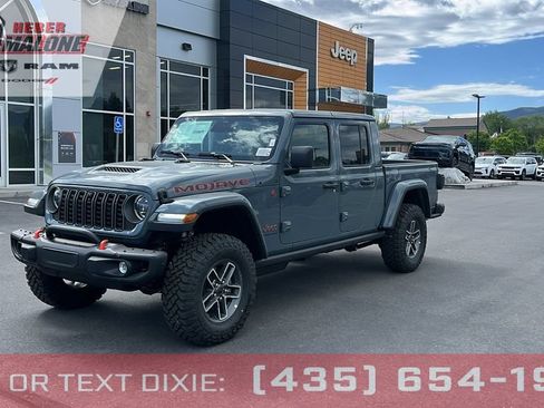 New 2026 Jeep Gladiator Mojave AWD/4WD image 1