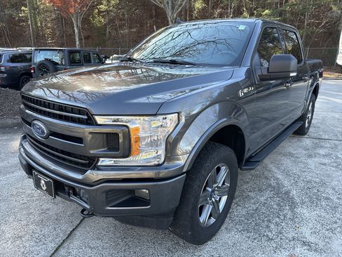 Used 2020 Ford F150 XLT w/ Equipment Group 302A Luxury image 5