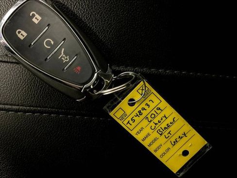 Used 2019 Chevrolet Blazer LT image 11