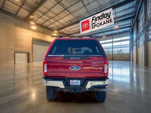 Used 2017 Ford F250 Lariat w/ Lariat Value Package AWD/4WD image 6