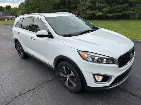 Used 2018 Kia Sorento EX AWD/4WD image 1