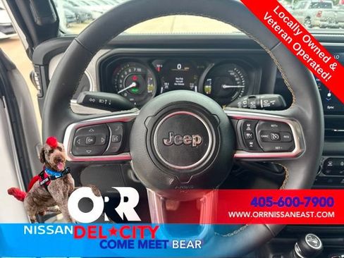 Used 2024 Jeep Wrangler Unlimited Sahara AWD/4WD image 14