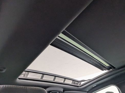 New 2026 RAM 1500 4x4 Crew Cab image 26