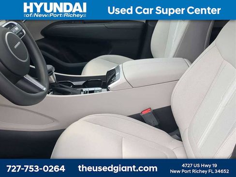 New 2026 Hyundai Tucson SEL image 17