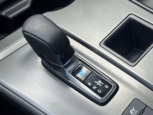 New 2026 Lexus UX 300h FWD image 16