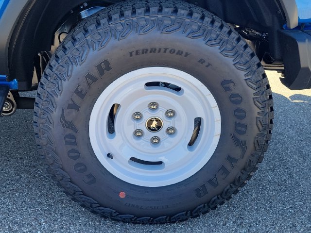 New 2026 Ford Bronco Heritage Edition AWD/4WD image 5