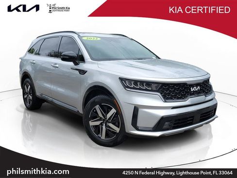 Certified 2022 Kia Sorento EX FWD image 1