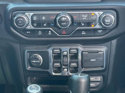 Used 2020 Jeep Gladiator Sport w/ Quick Order Package 24S image 14