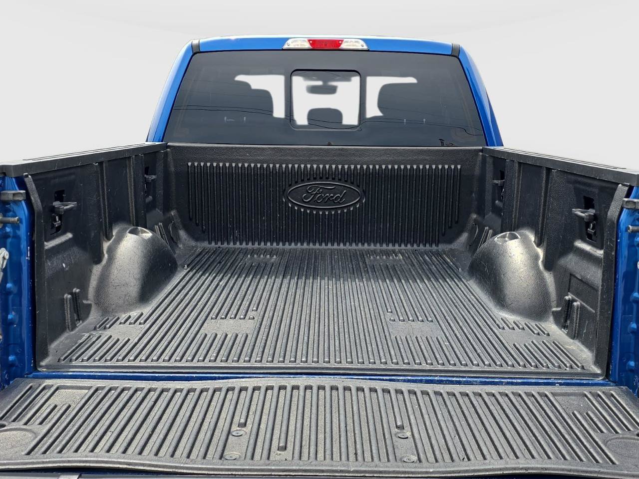 Used 2018 Ford F150 XLT w/ Equipment Group 302A Luxury AWD/4WD image 33