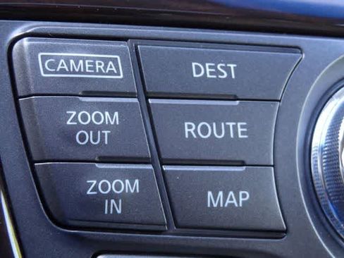 Used 2014 Nissan Pathfinder Platinum w/ Platinum Premium Package FWD image 37