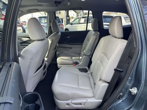 Certified 2022 Honda Pilot Touring image 13