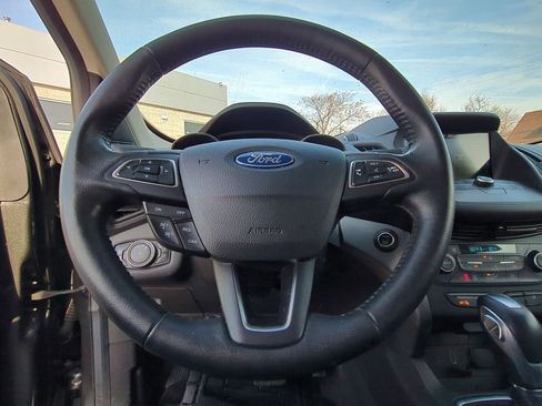 Used 2019 Ford Escape SEL image 26