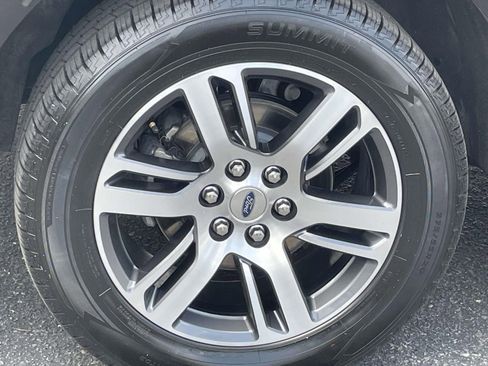 Used 2024 Ford Expedition Limited AWD/4WD image 8