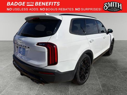 Used 2022 Kia Telluride EX w/ EX Premium Package image 4
